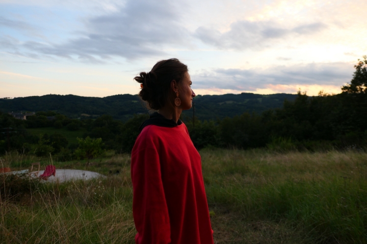 http://www.juliesteyer.com/files/gimgs/th-7_lacombes aveyron julie steyer.jpg